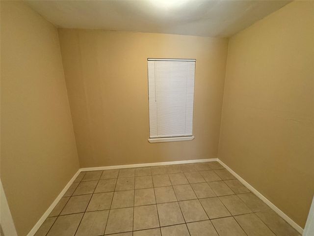 7430 Lobera Drive, Houston, TX 77083