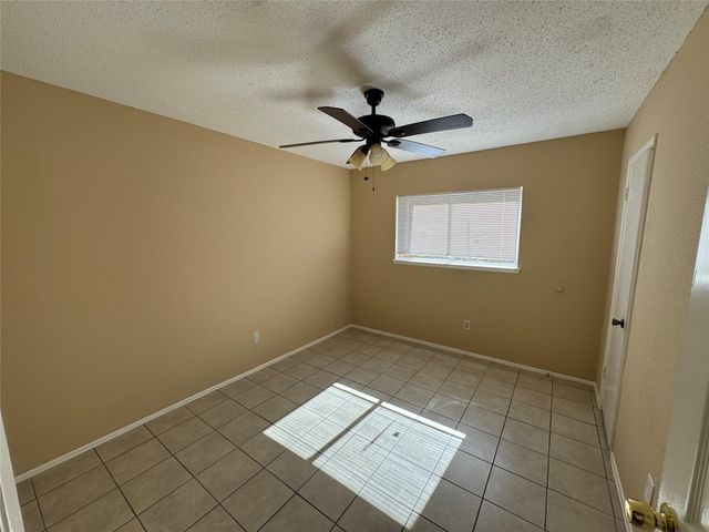 7430 Lobera Drive, Houston, TX 77083