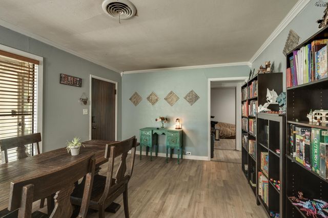 415 W ALDINE STREET, Iowa Park, TX 76367
