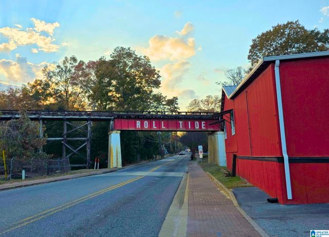 2510 20TH STREET, Northport, AL 35476