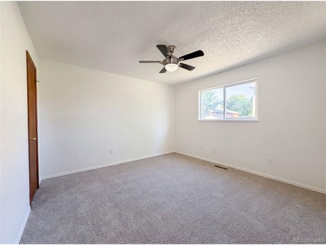 2162 Wedgewood Dr, Greeley, CO 80631