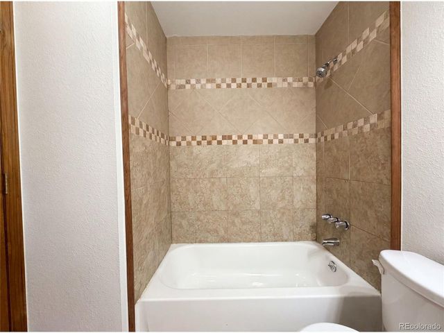 2162 Wedgewood Dr, Greeley, CO 80631