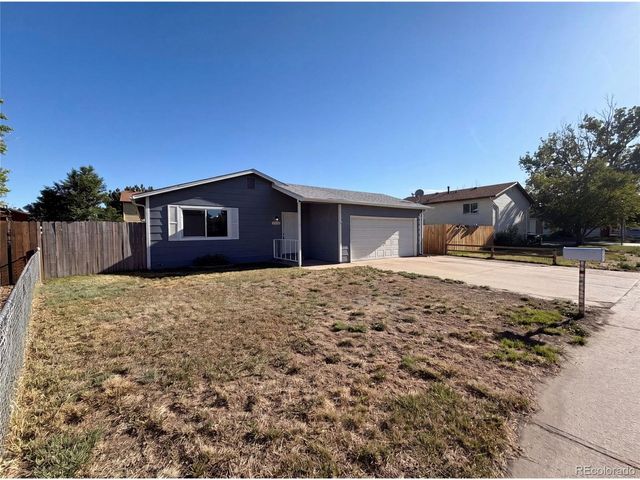 2162 Wedgewood Dr, Greeley, CO 80631