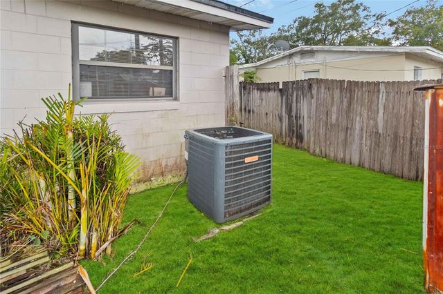 841 BLACK OAK COURT, Orlando, FL 32809