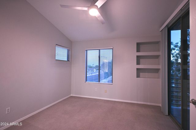 7580 E Earll Drive 84, Scottsdale, AZ 85251
