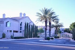 7580 E Earll Drive 84, Scottsdale, AZ 85251
