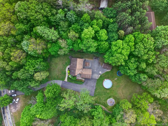 233 Hill Road, Goshen, NY 10924