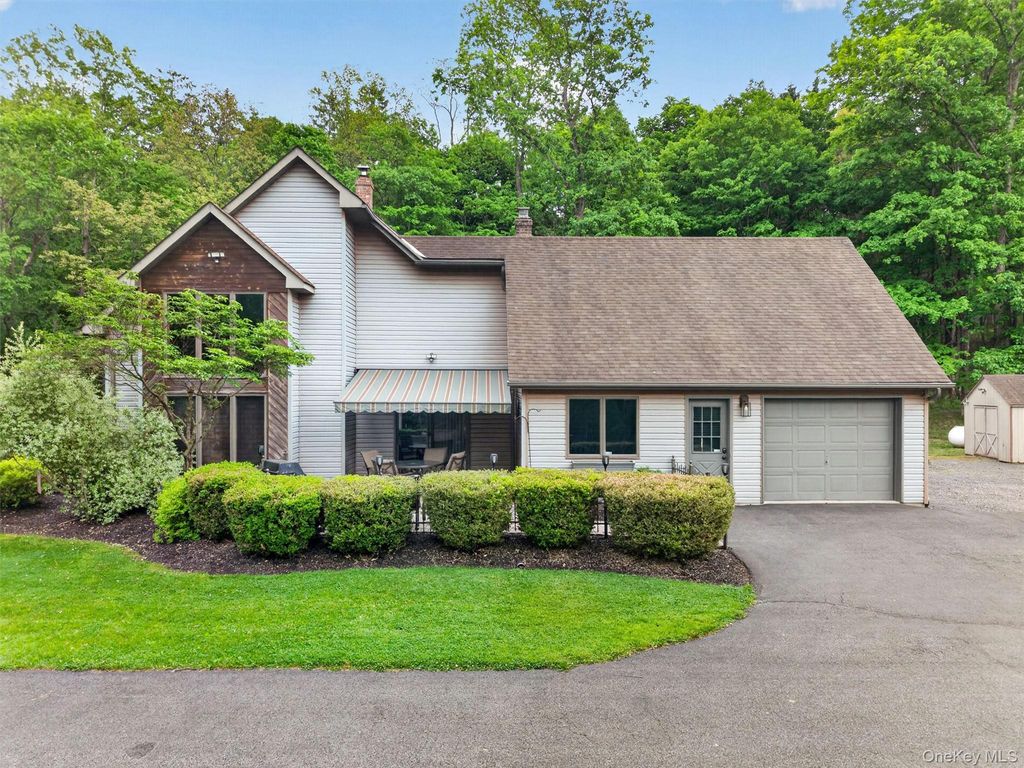 233 Hill Road, Goshen, NY 10924