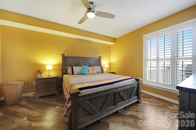 718 W Trade Street 803, Charlotte, NC 28202