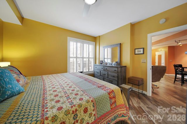 718 W Trade Street 803, Charlotte, NC 28202