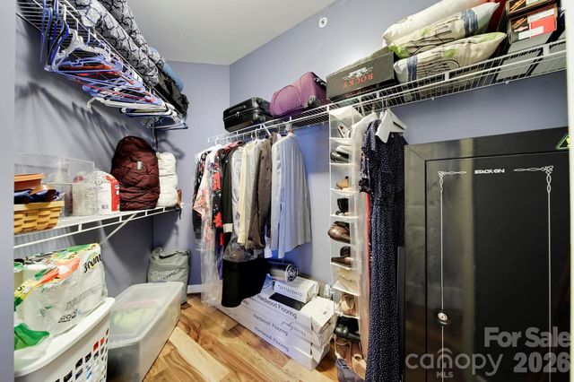 718 W Trade Street 803, Charlotte, NC 28202