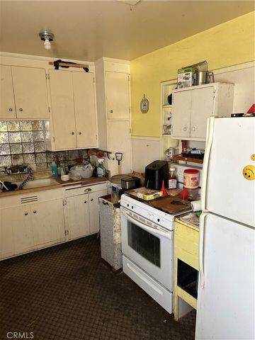 168 E Lark Street, Oxnard, CA 93033