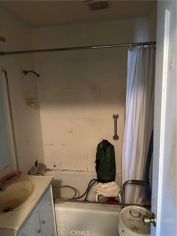 168 E Lark Street, Oxnard, CA 93033