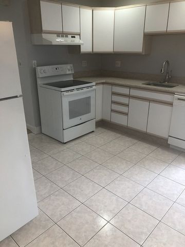 18 Belmont Park 1, Everett, MA 02149