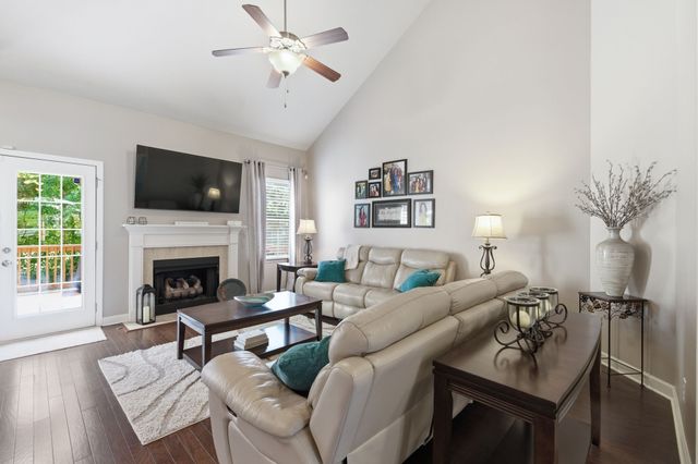 4127 Oakstone Dr, Smyrna, TN 37167