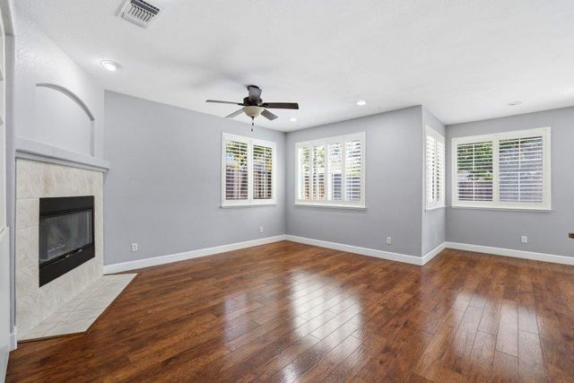 877 lavastone Dr, Lincoln, CA 95648