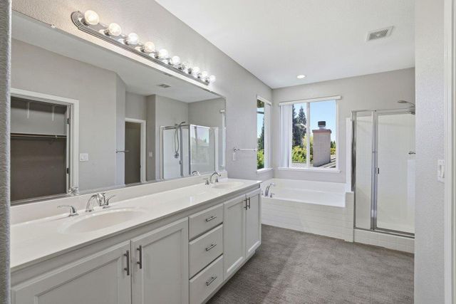 877 lavastone Dr, Lincoln, CA 95648