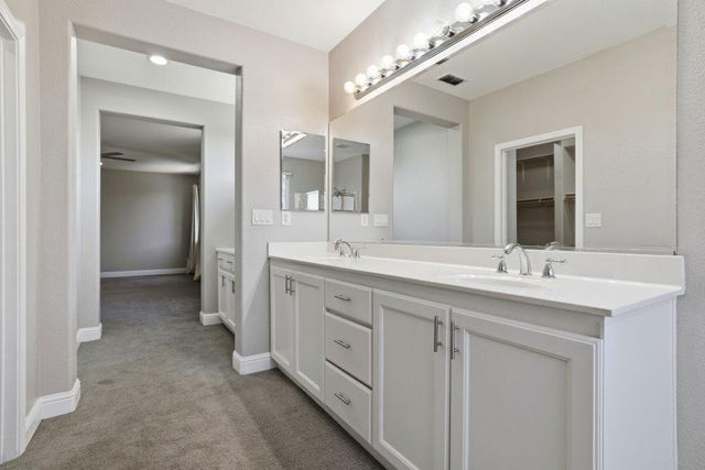 877 lavastone Dr, Lincoln, CA 95648