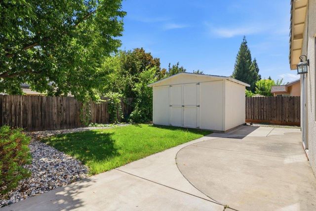 877 lavastone Dr, Lincoln, CA 95648