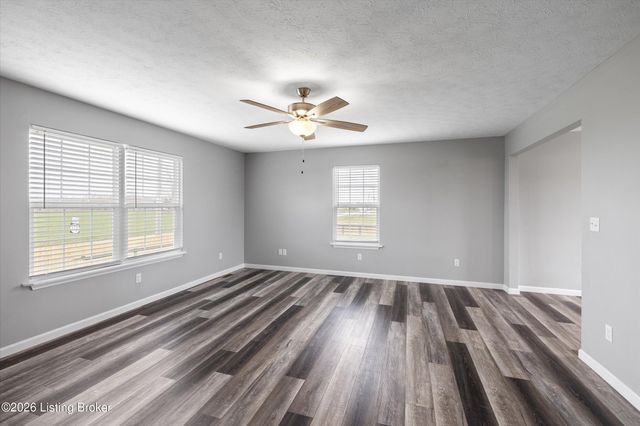 1590 Payneville Rd, Brandenburg, KY 40108