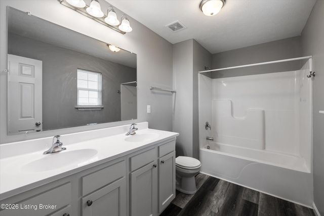 1590 Payneville Rd, Brandenburg, KY 40108