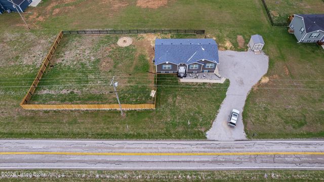 1590 Payneville Rd, Brandenburg, KY 40108