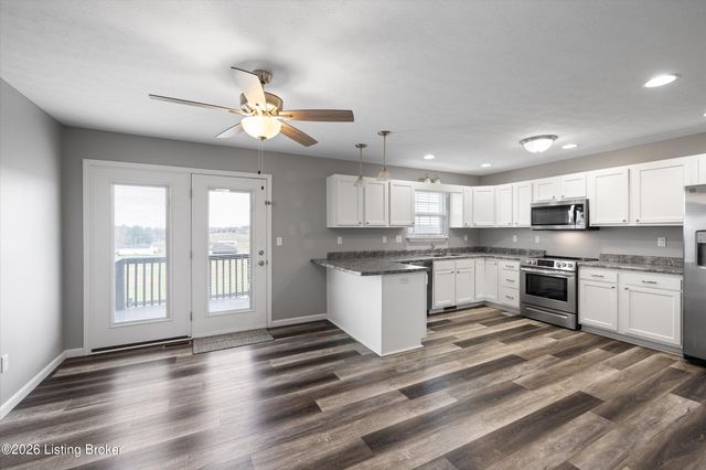 1590 Payneville Rd, Brandenburg, KY 40108