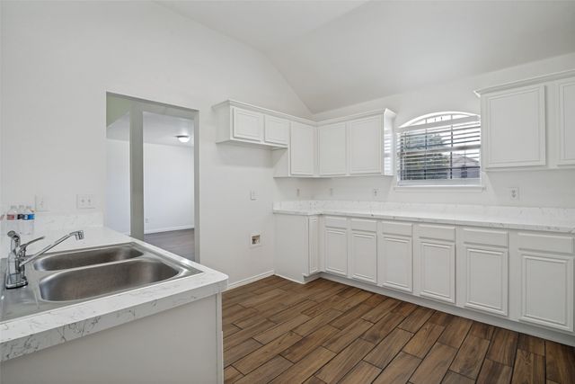 3111 Creekside Drive, Sachse, TX 75048
