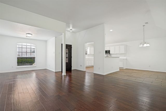 3111 Creekside Drive, Sachse, TX 75048