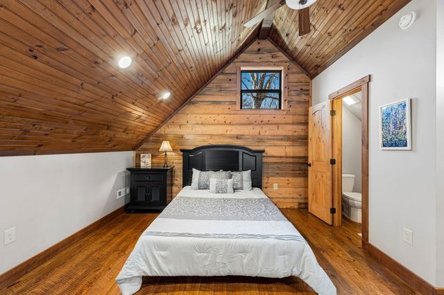 139 White Oak Drive, Blue Ridge, GA 30513