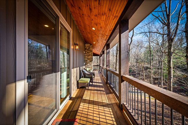 139 White Oak Drive, Blue Ridge, GA 30513