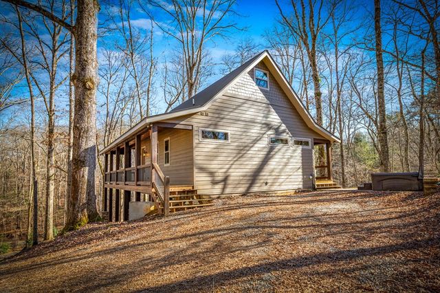 139 White Oak Drive, Blue Ridge, GA 30513