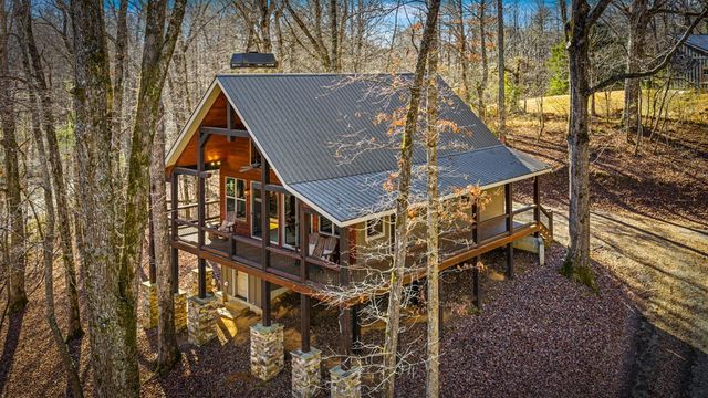 139 White Oak Drive, Blue Ridge, GA 30513