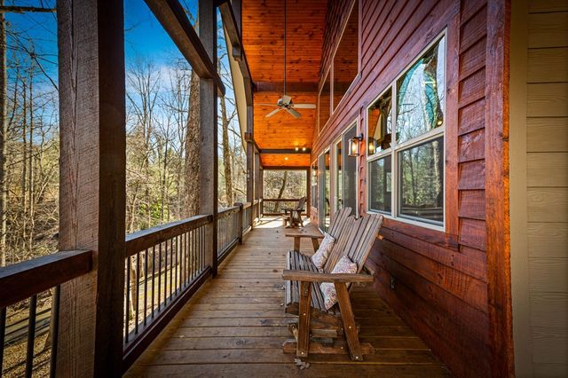 139 White Oak Drive, Blue Ridge, GA 30513