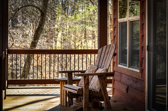 139 White Oak Drive, Blue Ridge, GA 30513