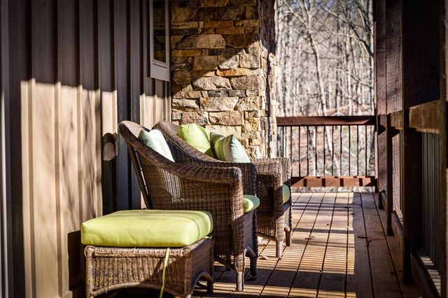 139 White Oak Drive, Blue Ridge, GA 30513