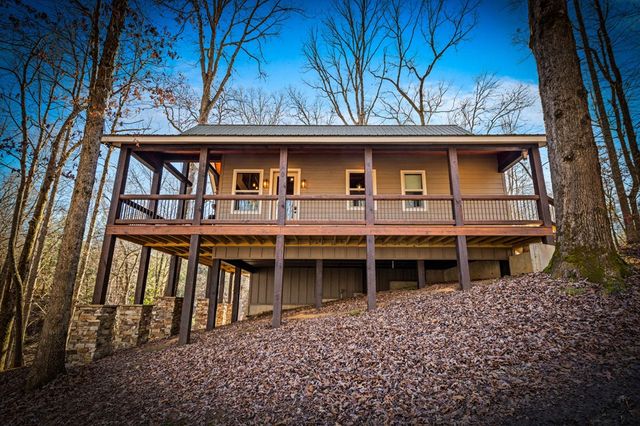 139 White Oak Drive, Blue Ridge, GA 30513