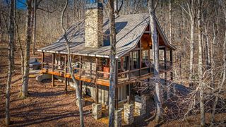 139 White Oak Drive, Blue Ridge, GA 30513