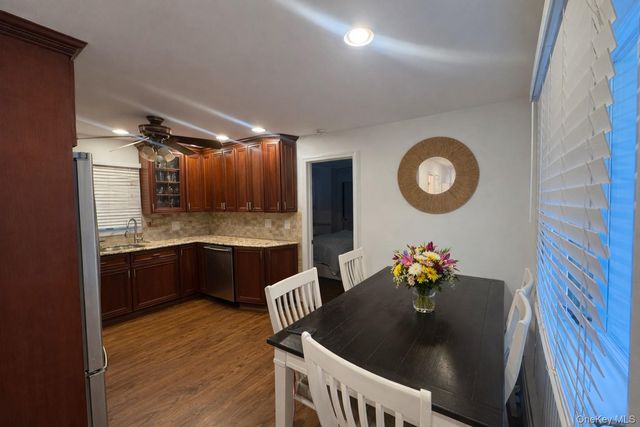 611 West Road, Broad Channel, NY 11693