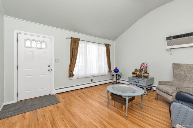 106 Green Avenue, Hempstead, NY 11550