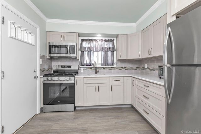 106 Green Avenue, Hempstead, NY 11550