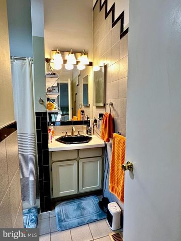 81 DORSET CT, Marlton, NJ 08053