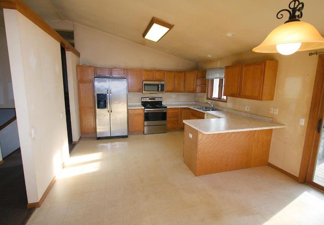 2118 Shafer Drive, Fitchburg, WI 53711