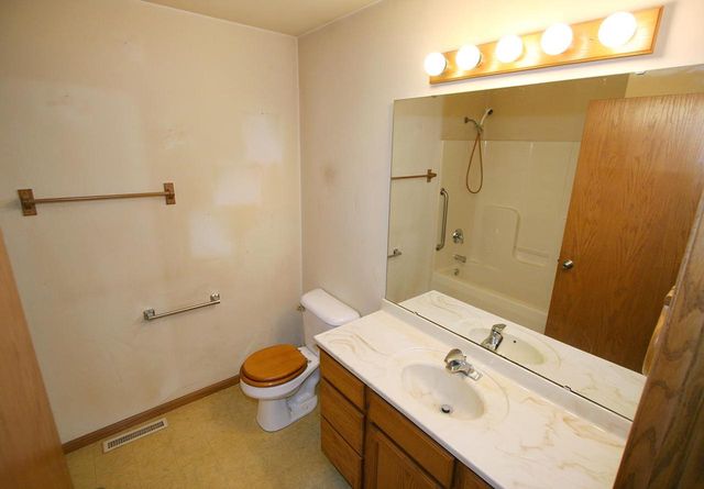 2118 Shafer Drive, Fitchburg, WI 53711