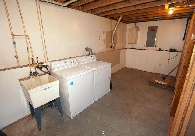 2118 Shafer Drive, Fitchburg, WI 53711