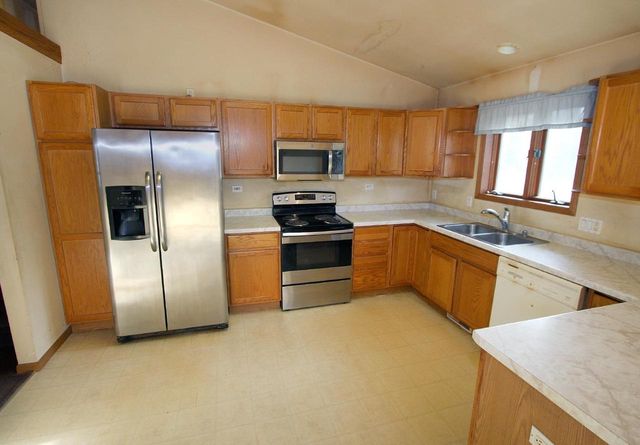 2118 Shafer Drive, Fitchburg, WI 53711