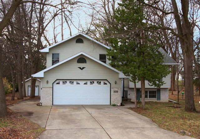 2118 Shafer Drive, Fitchburg, WI 53711