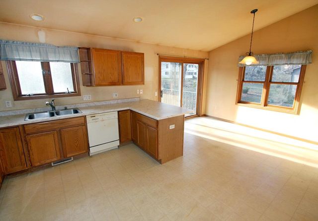 2118 Shafer Drive, Fitchburg, WI 53711