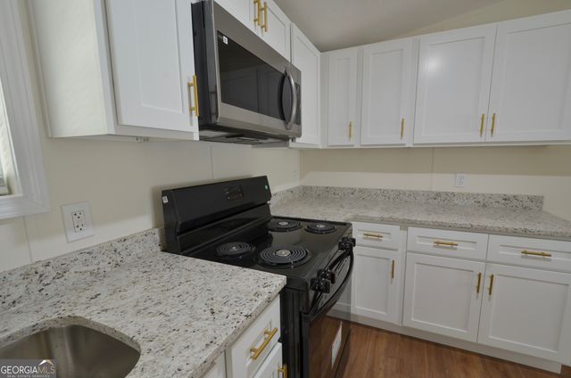 810 Stoney Ridge Drive, East Dublin, GA 31027