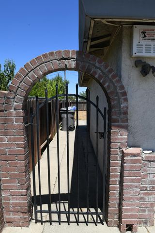 1361 Longshore Ct, Sacramento, CA 95838